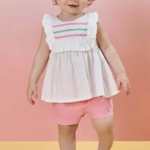 Conjunto Bebé Blusa Volantes + Short Rosado