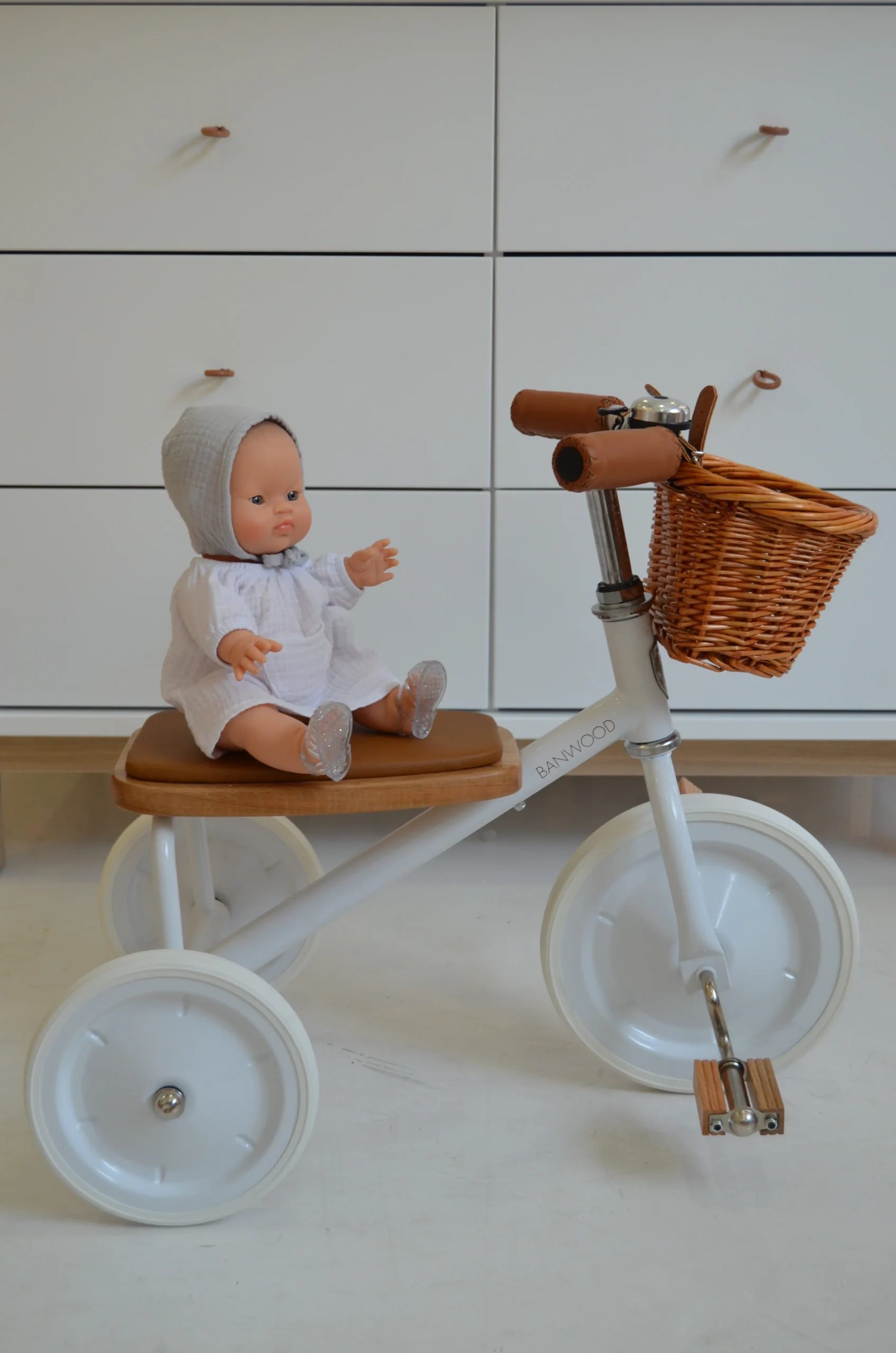 TRICICLO BLANCO - Imagen 2