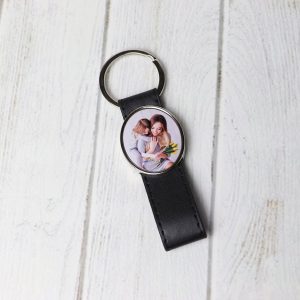 Llavero metal ovalado con trabilla personalizado 2,5x3c